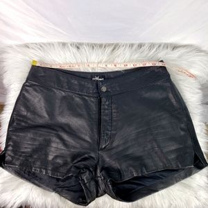 Wilsons Leather Black Leather Short Shorts Sz 10
